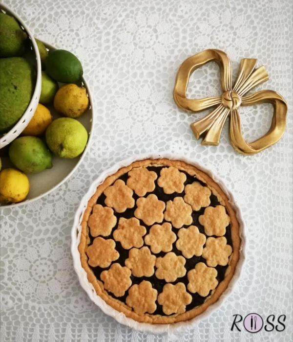 Crostata di pasta frolla senza burro con crema di mandorle