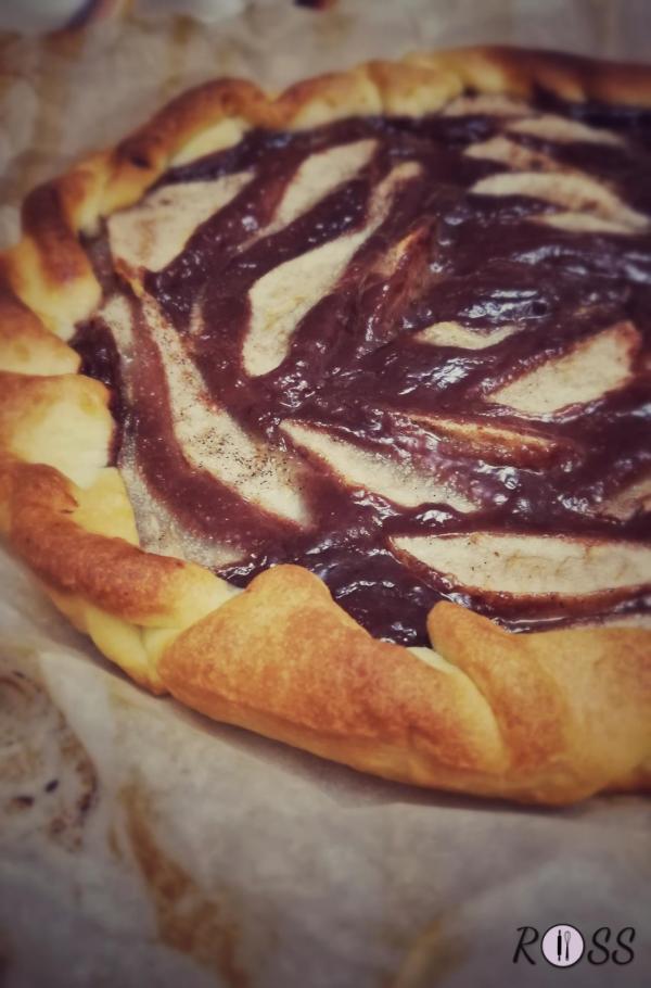 Crostata con pere e cioccolato