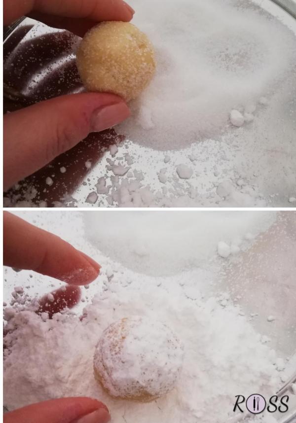 Con le mani, create delle palline che andrete a passare prima sullo zucchero semolato, dopo nello zucchero a velo. 