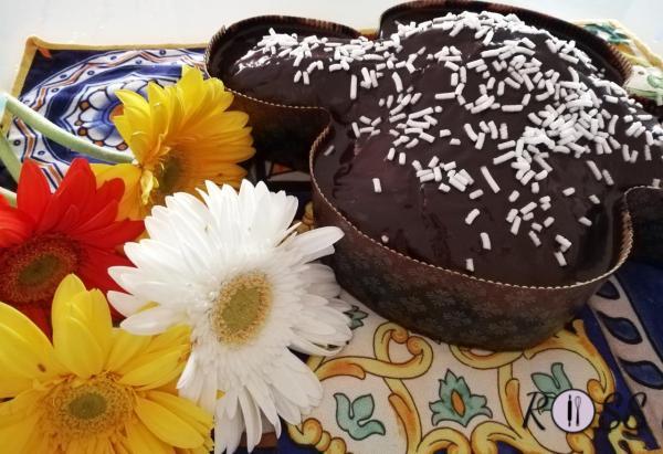 Riciclare le uova di pasqua: Colomba al cioccolato!