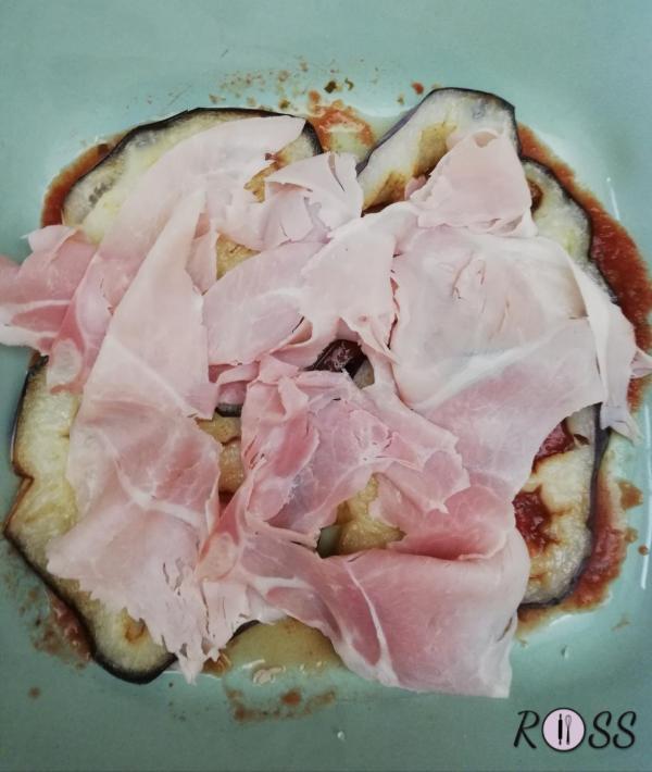 Adesso aggiungete il prosciutto cotto 