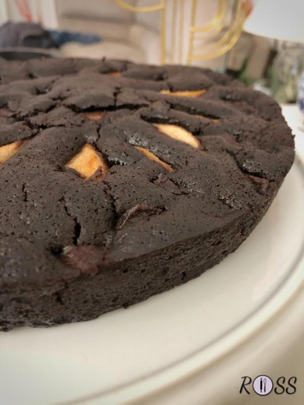 Torta con pere e cioccolato (con impasto vegano)