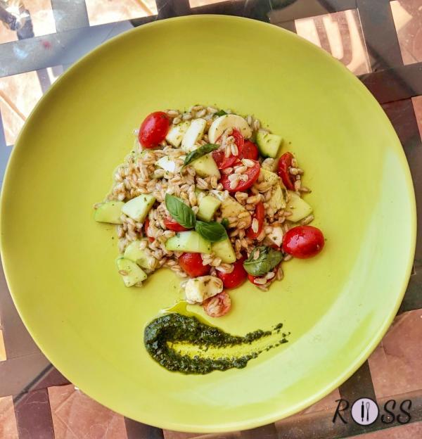 Insalata di farro perlato