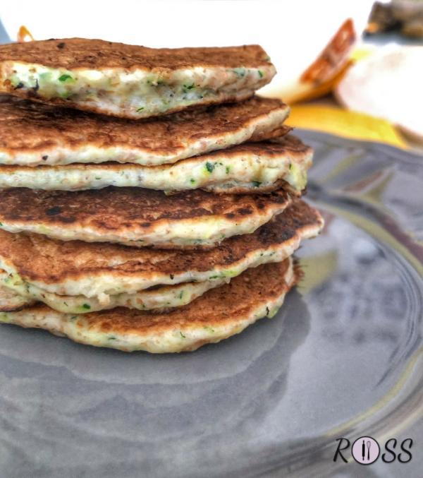 Pancakes salati con zucchine