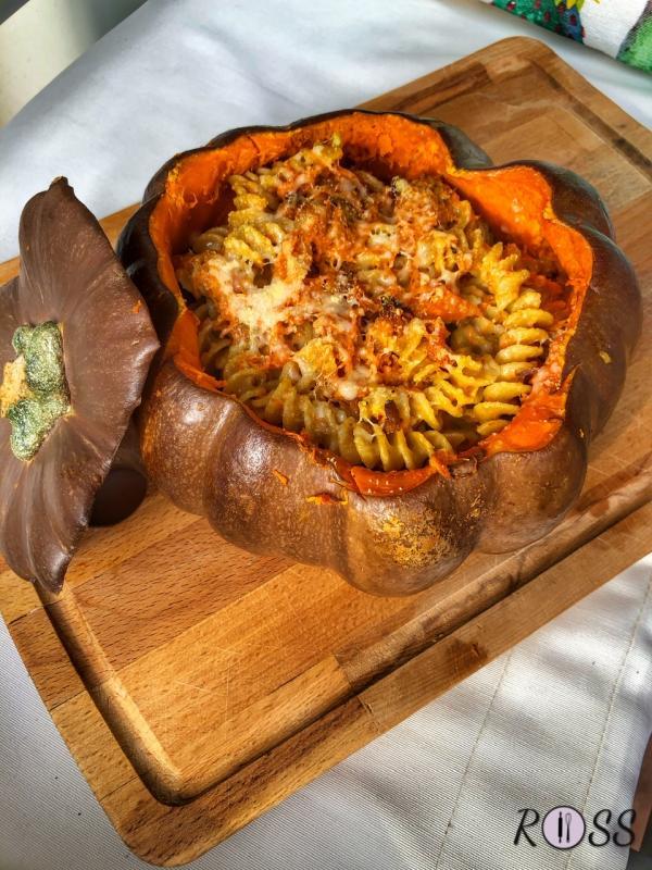 Pasta con zucca...in zucca!